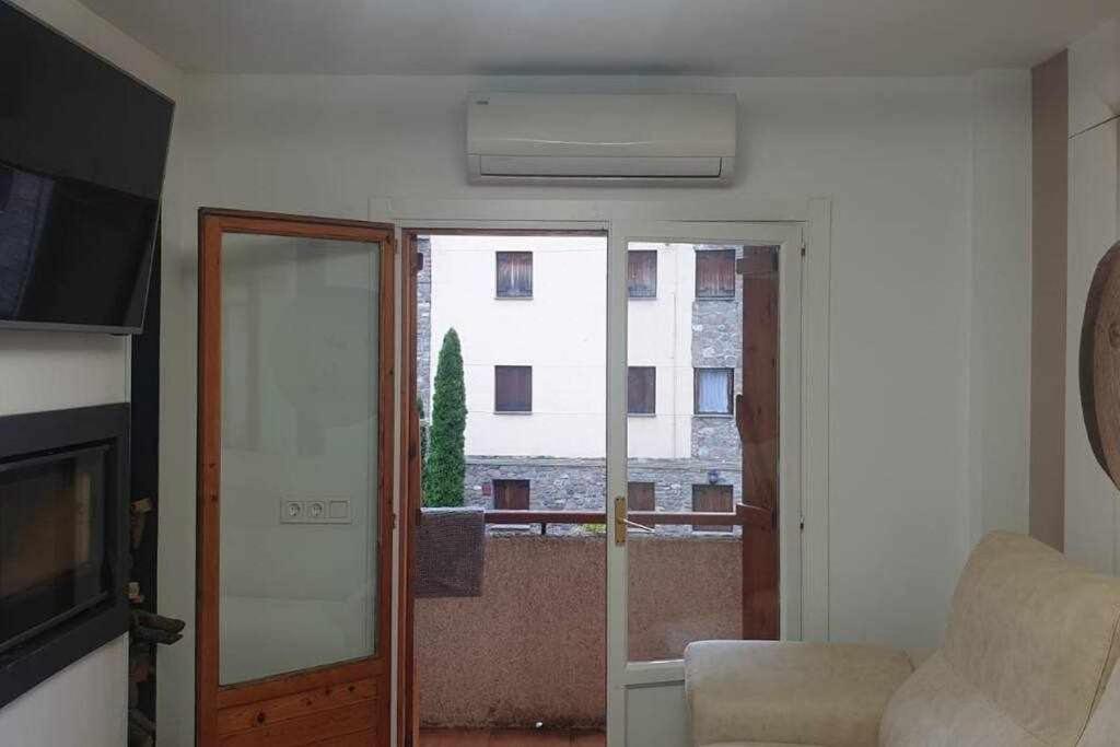 Acogedor Apartamento En El Pirineo Aragones วิลยานัว ภายนอก รูปภาพ